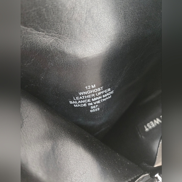 Nine West black leather pointy toe cowgirl style ankle boots | size 12M - Picture 6 of 7